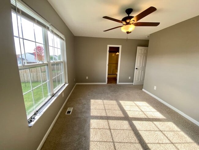 Building Photo - COMING SOON!! 3 Bedroom 2.5 Bathrooms in McCordsville!