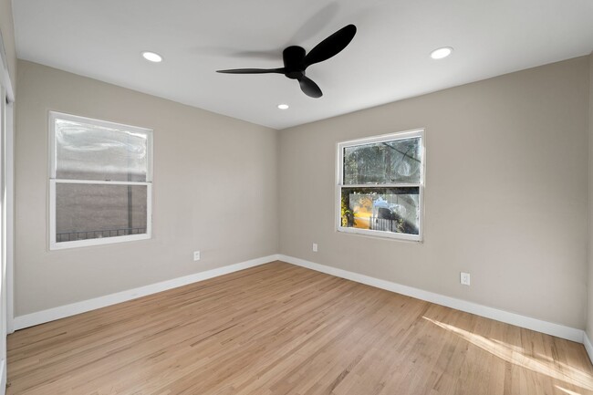 Building Photo - RECENTLY REDUCED! Beautifully Remodeled 3-...