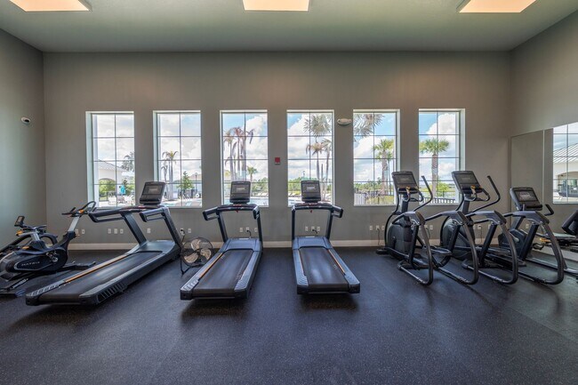 Building Photo - Immaculate Executive Home in Isles of Lake Nona