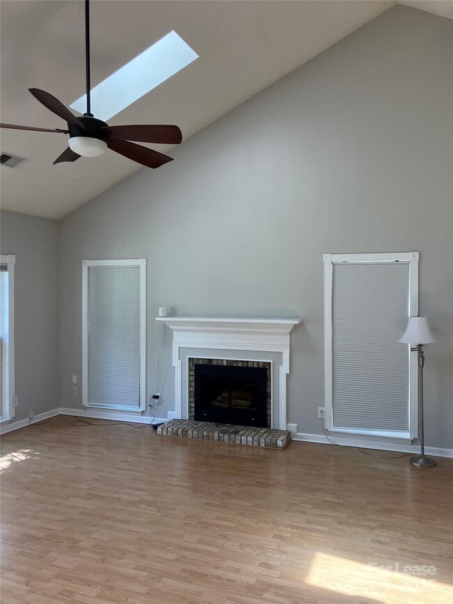 Building Photo - 7525 Montrachet Ln