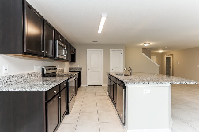 Building Photo - 7362 Misty Meadow Ct