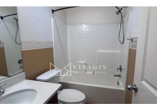 Building Photo - 15810 Quintero Pl
