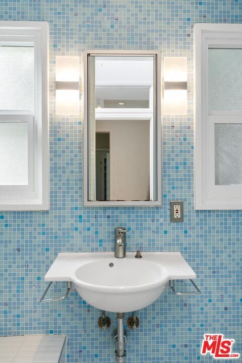 Building Photo - 4281 Motor Ave