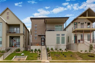 Building Photo - 6201 Seville Dr