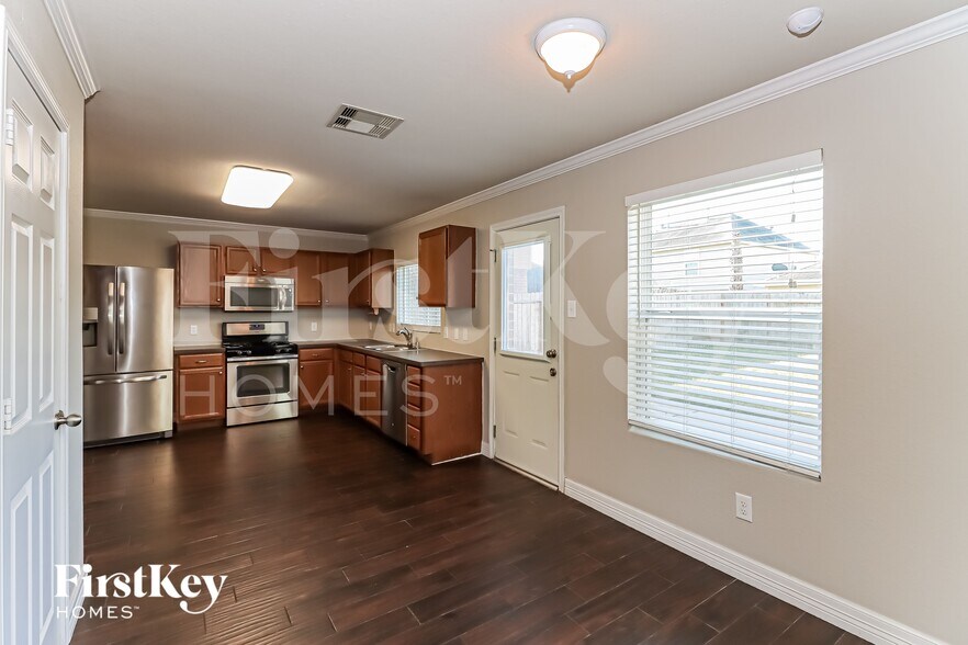 Building Photo - 3147 Upland Spring Trace