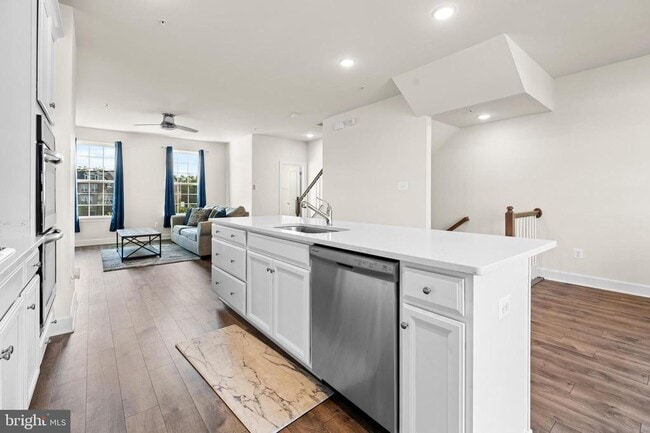 Building Photo - 2962 Chalkstone Pl