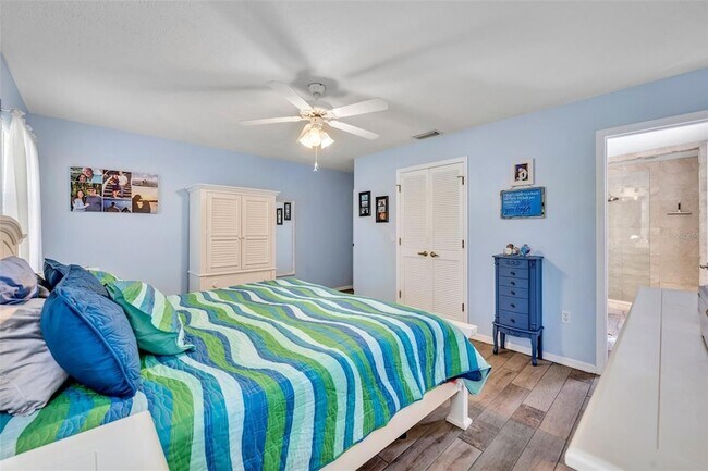 Building Photo - 11768 W Riverhaven Dr