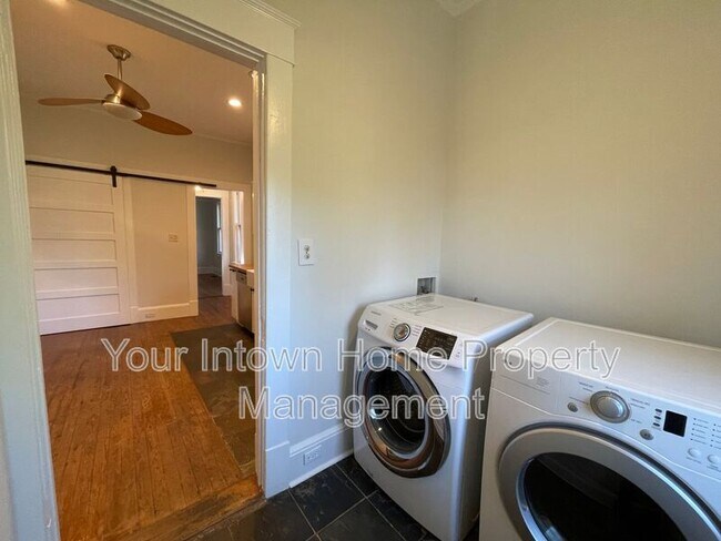 Building Photo - 301 Elmira Pl NE