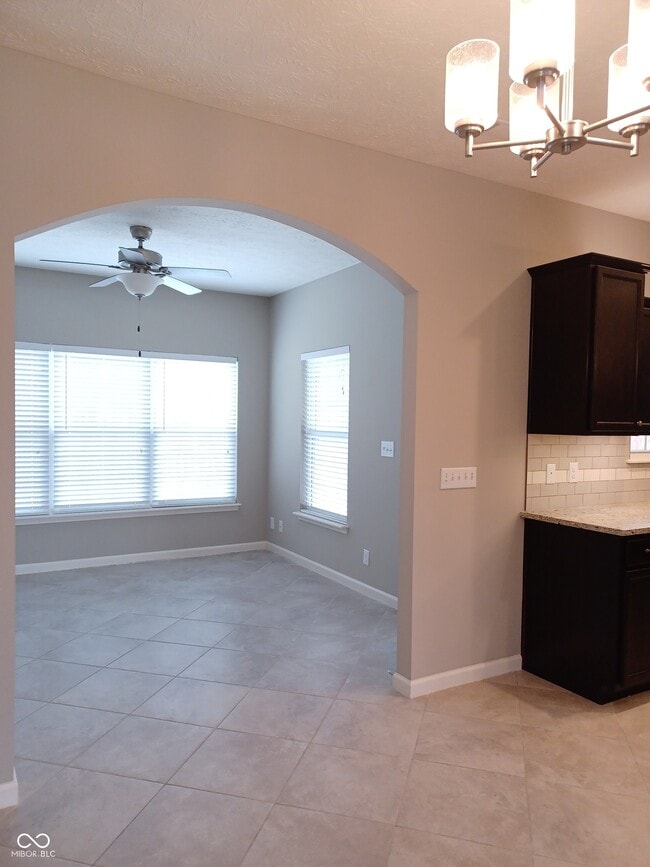 Building Photo - 818 Bluegrass Trail