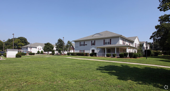 Exterior Photo - The LaSalle at Lincoln Heights