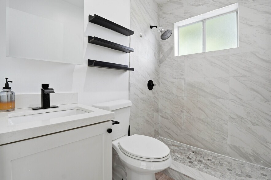 Building Photo - 60 NW 42nd St