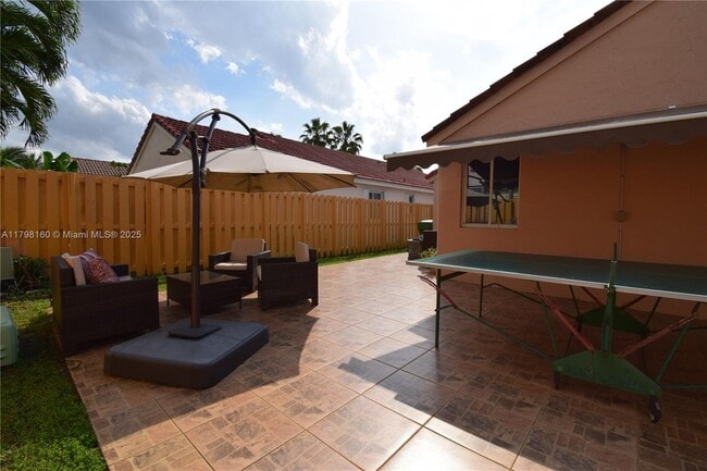 Building Photo - 855 San Remo Dr