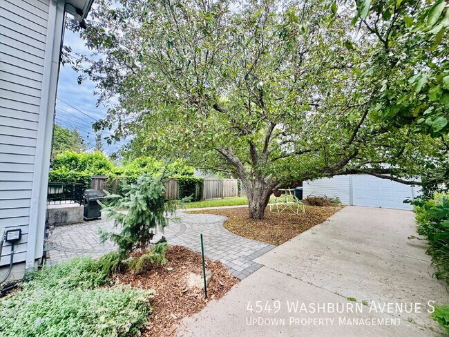 Building Photo - 4549 Washburn Ave S