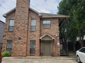 Building Photo - 2825 Reagan St