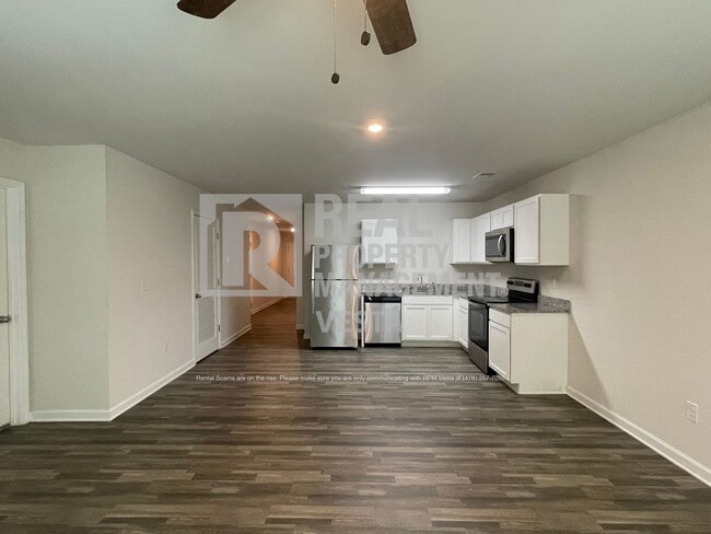 Building Photo - 254 Beaumont Heights