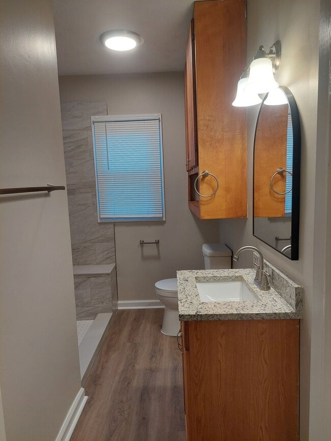 Building Photo - Spacious 3-bedroom Home in Jordan/Johnson Area