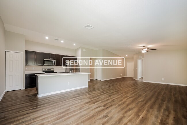 Building Photo - 1196 W Taggard RD