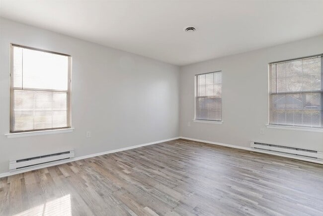 Building Photo - 7036 Basswood Rd