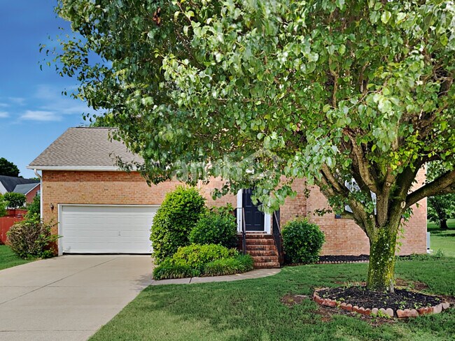 Primary Photo - 1205 Chapmans Retreat Dr