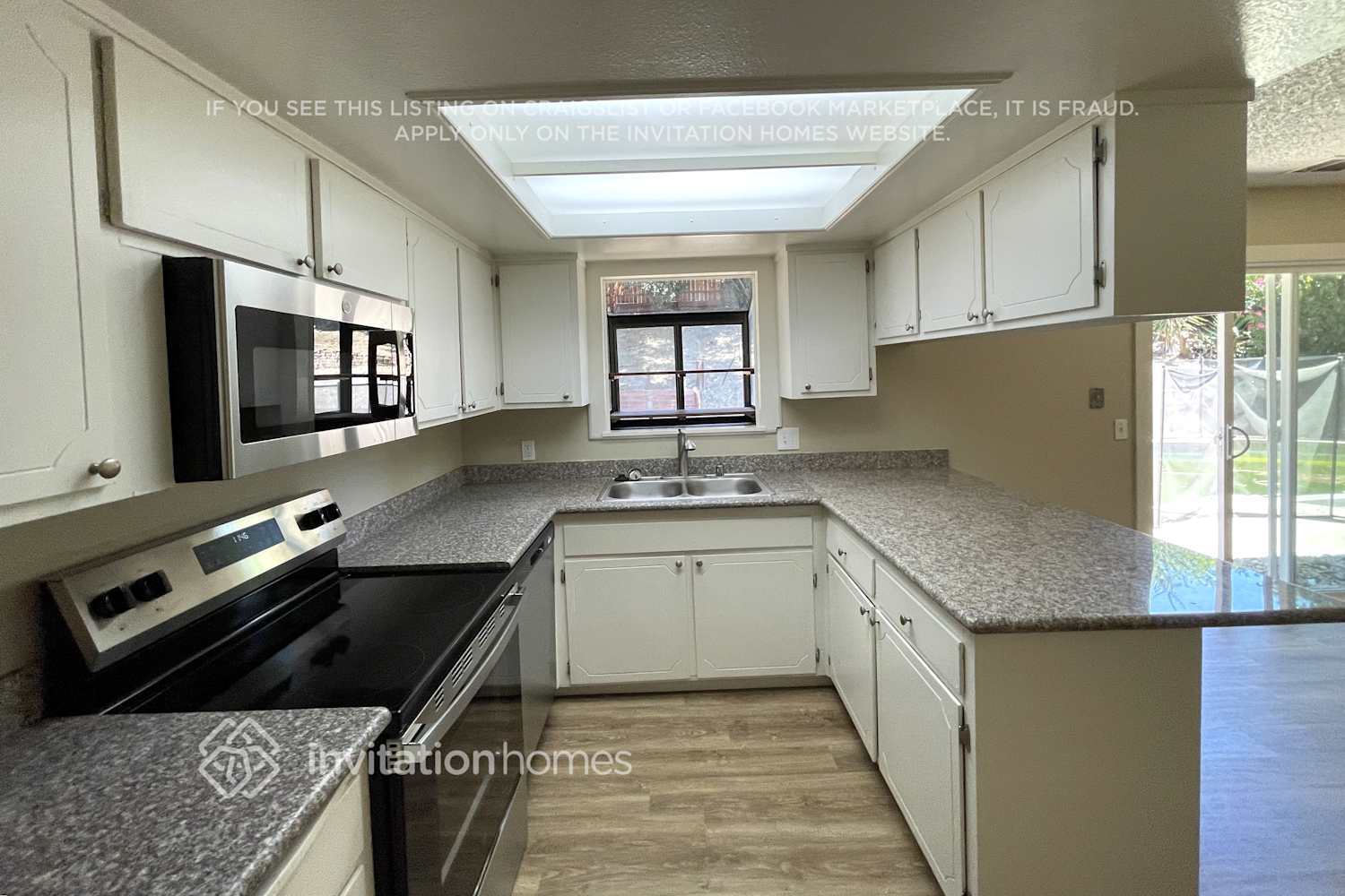 Building Photo - 497 Burlington Dr