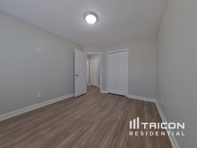 Building Photo - 92 Providence Plantation Cir