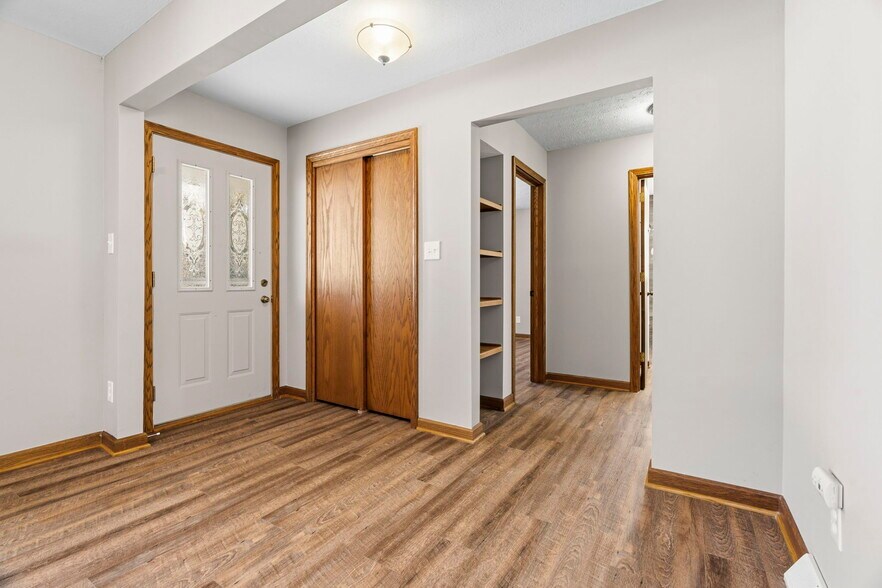 Building Photo - 1914 Raber Rd