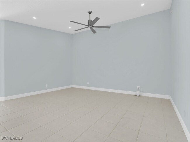 Building Photo - 4231 Redonda Ln