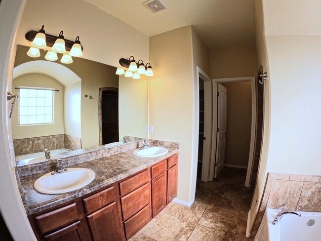 Building Photo - 7518 Sierra Bella Pl