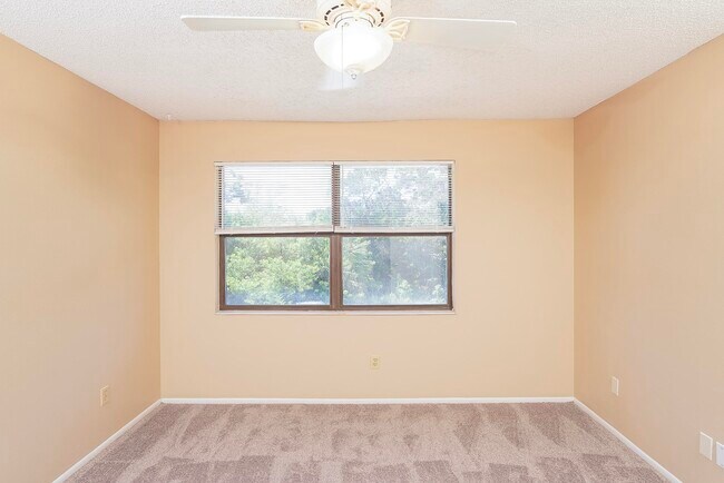 Building Photo - 123 Rio Del Mar St