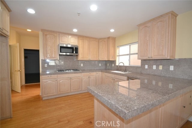 Building Photo - 2203 Harriman Ln