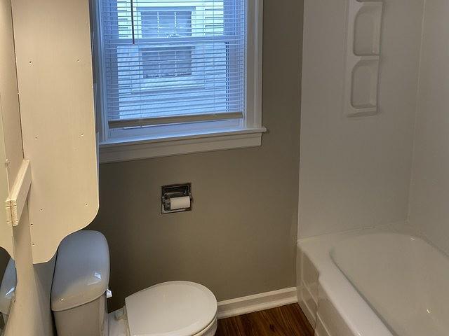 Building Photo - 805 Nutwood St
