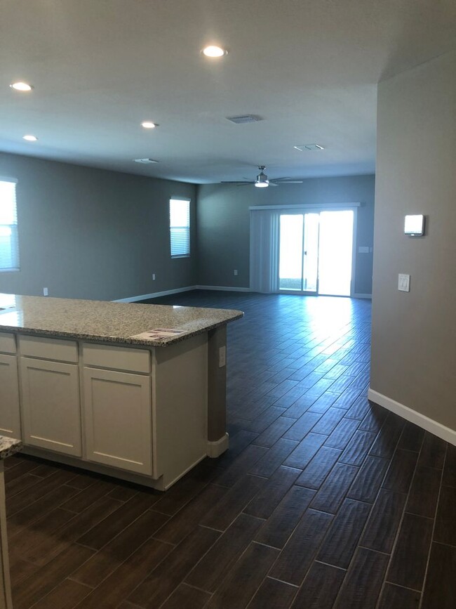 Building Photo - Beautiful Home in Laveen!