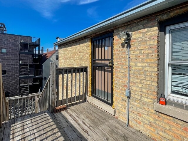 Building Photo - 2744 N Bosworth Ave