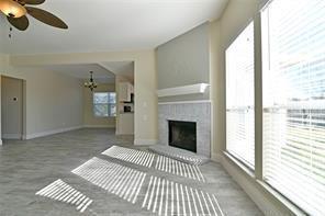 Building Photo - 321 S Chestnut St