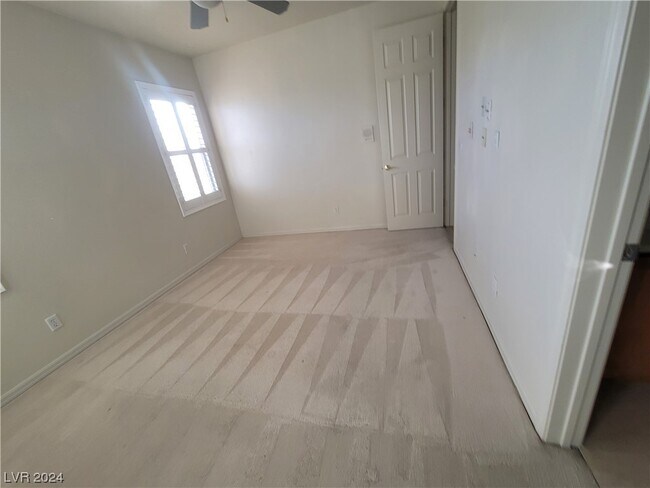 Building Photo - 7728 Villa De La Paz Ave