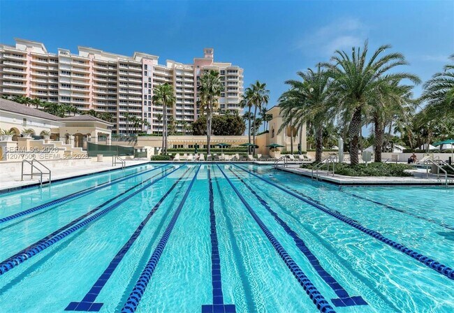 Building Photo - 791 Crandon Blvd