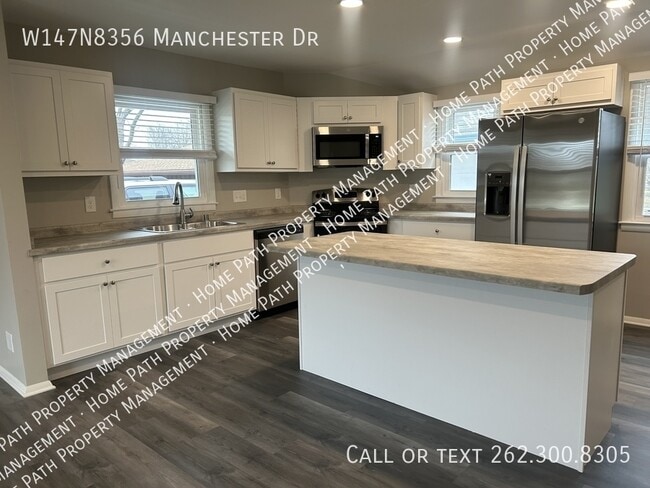 Building Photo - W147N8356 Manchester Dr
