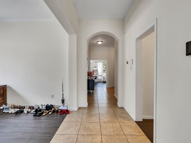 Building Photo - 24514 Bella Florence Dr