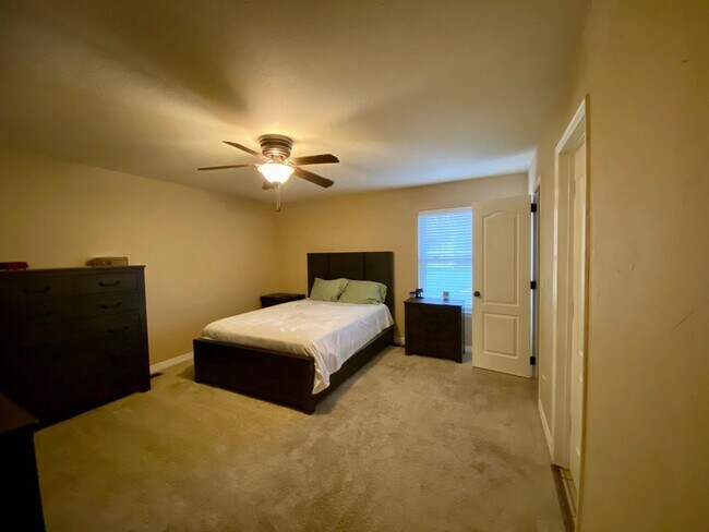 Building Photo - Welcome Home!