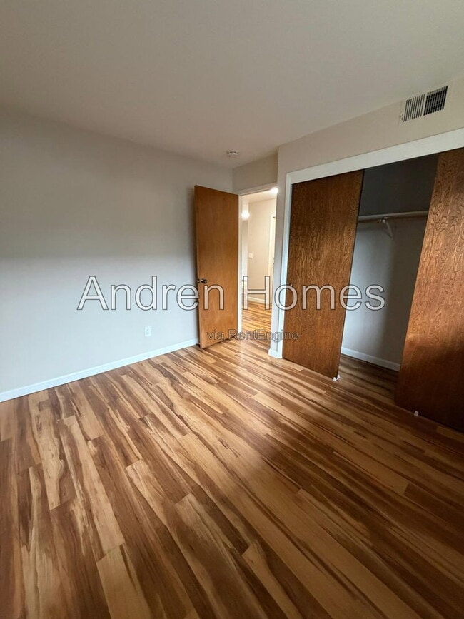 Building Photo - 150 Sea Ridge Ct