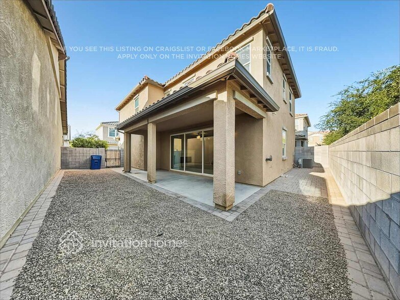 Building Photo - 1138 S Amulet