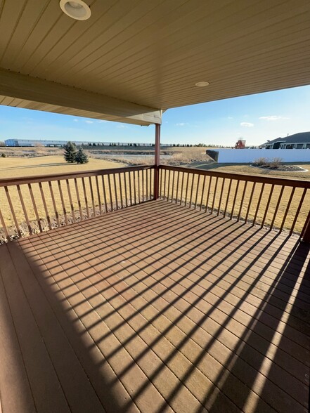 Deck--quiet backyard - 1705 Burgoyne Ct