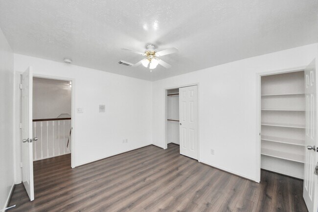 Building Photo - 3138 Waters View Dr