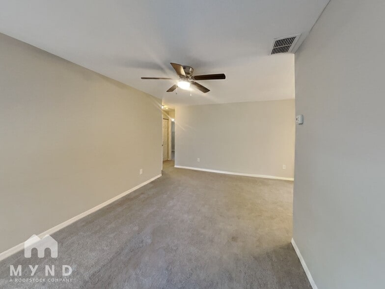 Building Photo - 6245 29th Way N