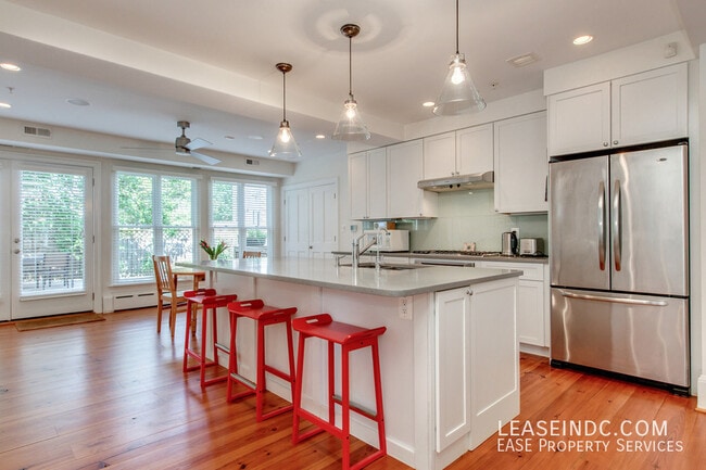 Building Photo - 1903 3rd St NW