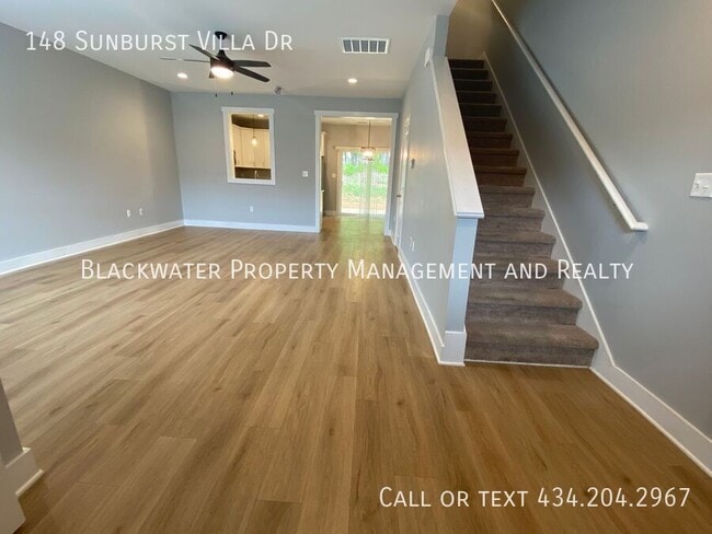 Building Photo - 148 Sunburst Villa Dr