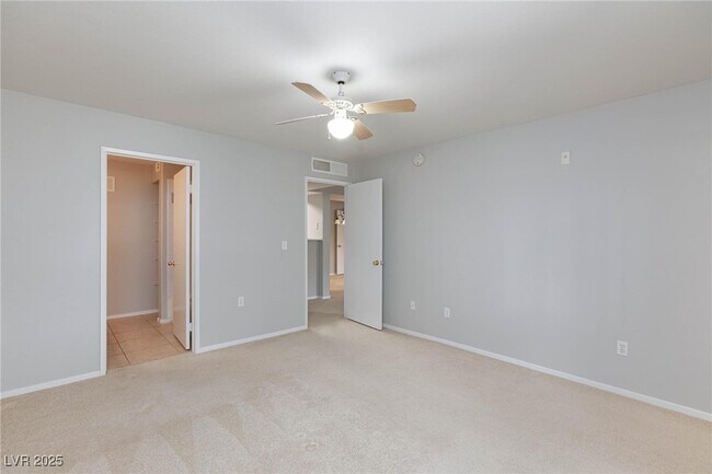 Building Photo - 7885 W Flamingo Rd