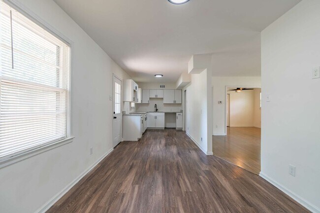 Building Photo - Beautifully Updated 3-Bedroom Home for Rent in Memphis