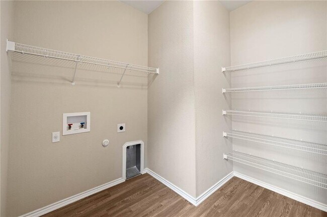Building Photo - 16708 Black Kettle Dr