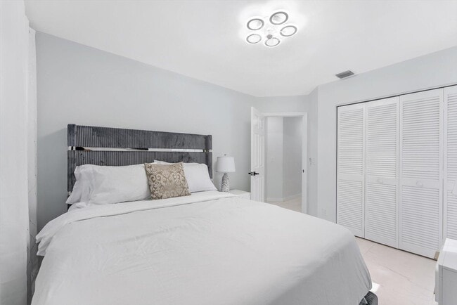 Building Photo - 13947 Geranium Pl